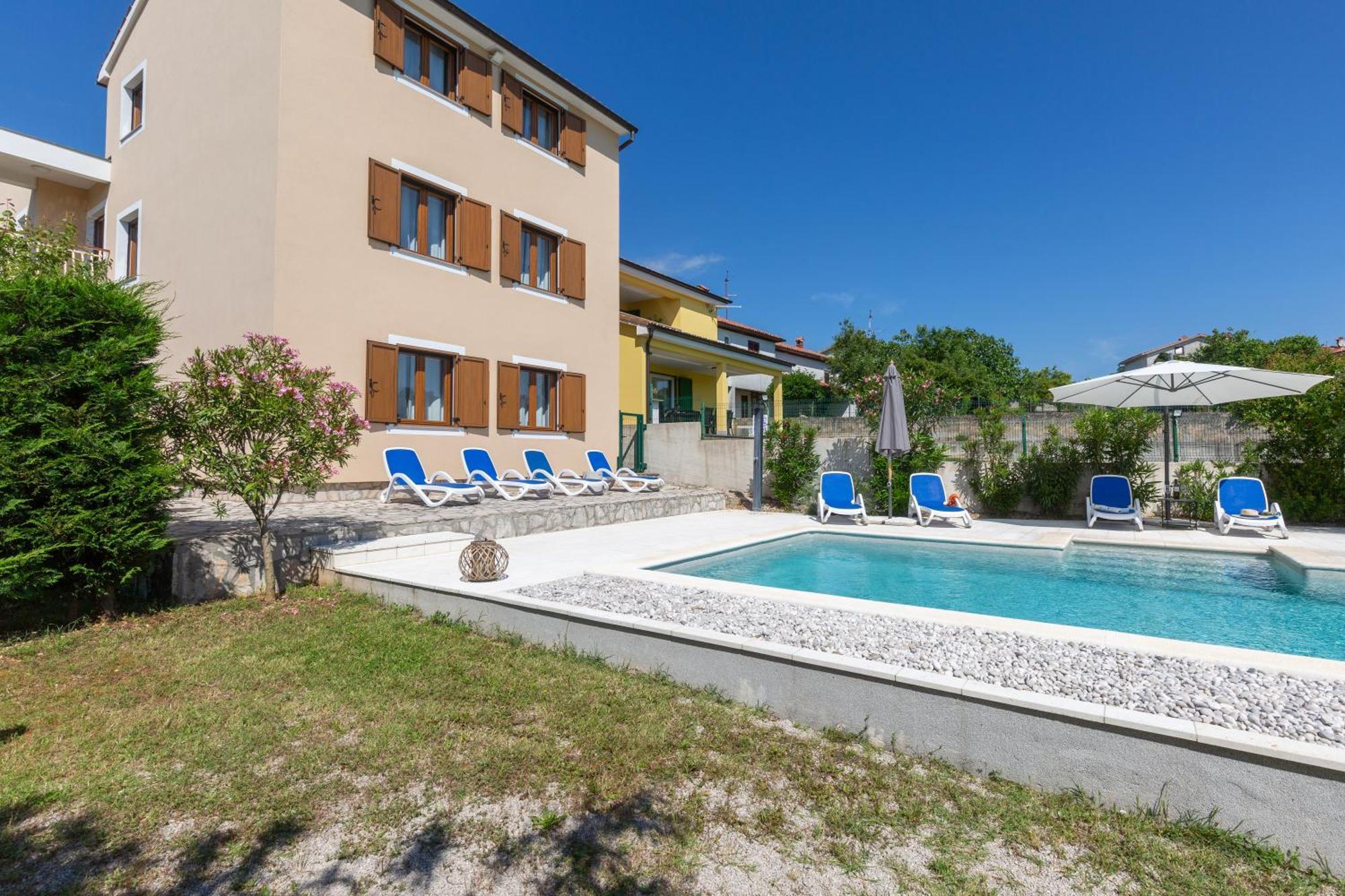 Apartments "Alen" Nedescina Exterior photo